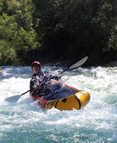 Packrafting a Soča-folyó Szlovéniában egyéni élmény