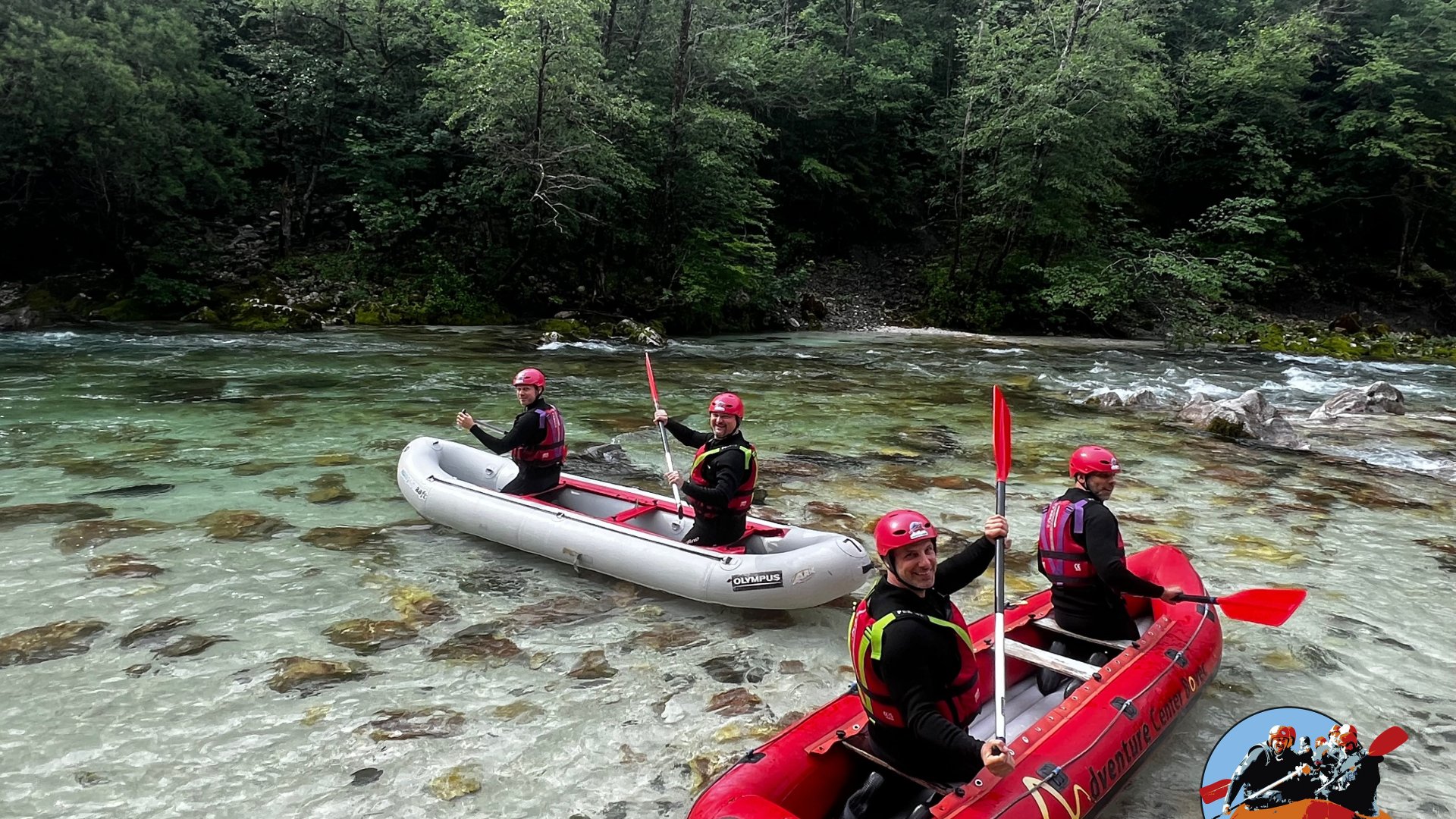 Wildwasserkanu auf der Soča