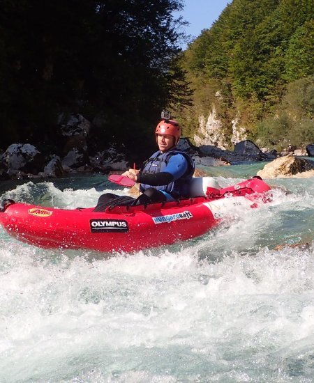 Wildwasserkajakfahren auf der Soča